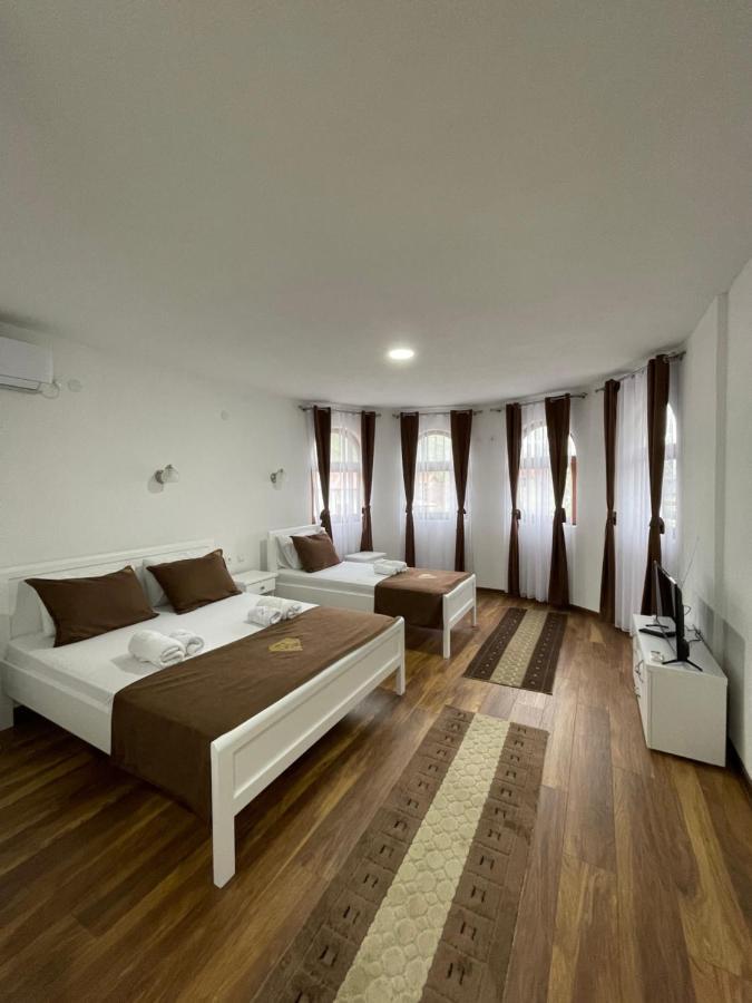 Hotel5E Plav Exteriér fotografie
