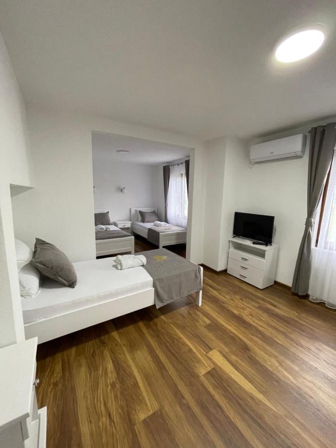 Hotel5E Plav Exteriér fotografie