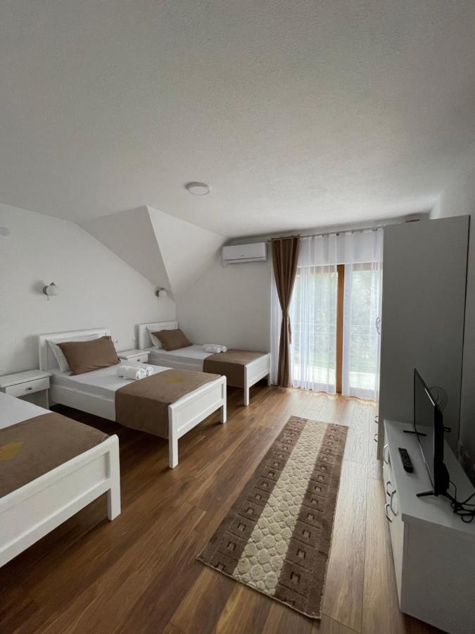 Hotel5E Plav Exteriér fotografie