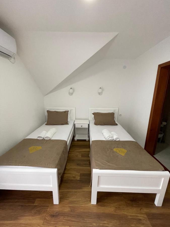 Hotel5E Plav Exteriér fotografie